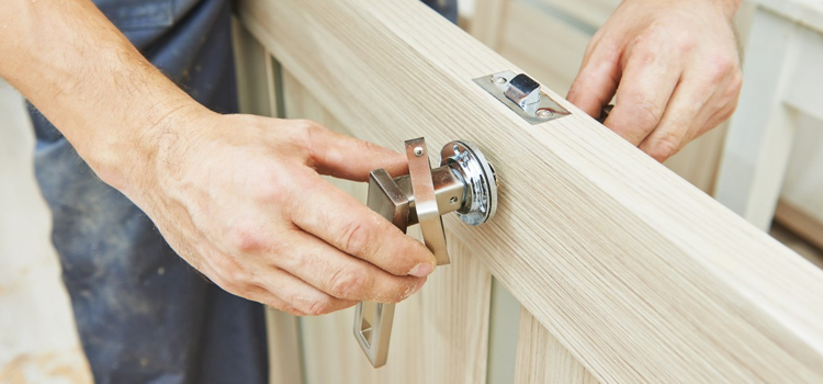 interior door repair Rubidoux