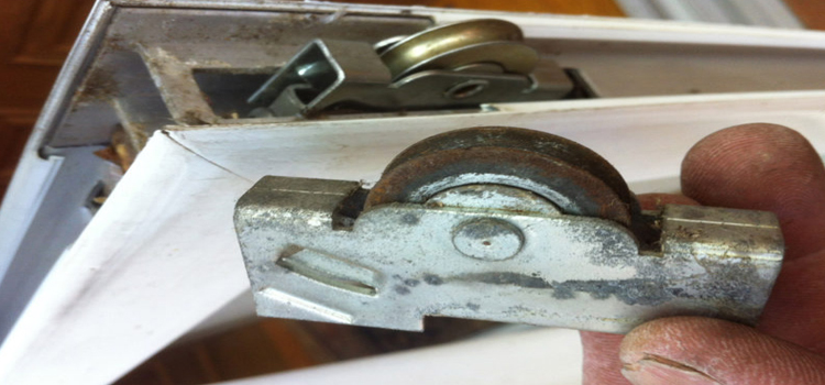 screen door roller repair in Rubidoux